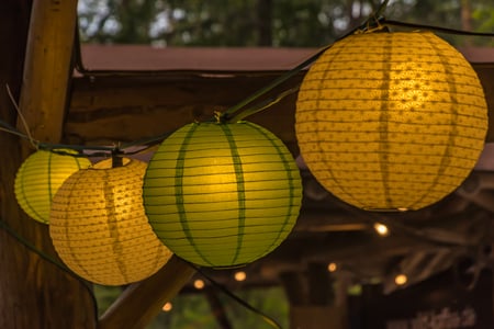 Party paper lanterns - AdobeStock_269768707