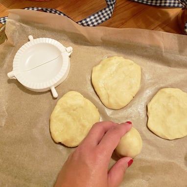 apple_pie_empanada_mold