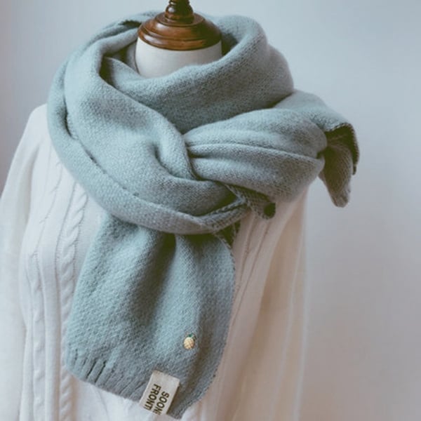 fashionable cashmere scarf