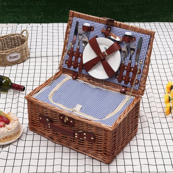 vintage picnic basket for dating