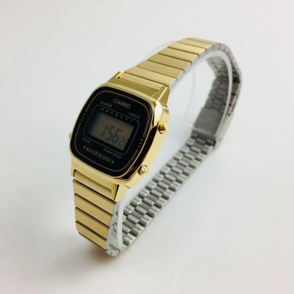 gold casio watch 