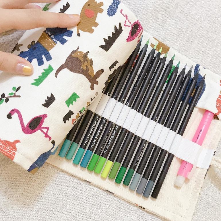 felt-tip-pens-in-animal-case