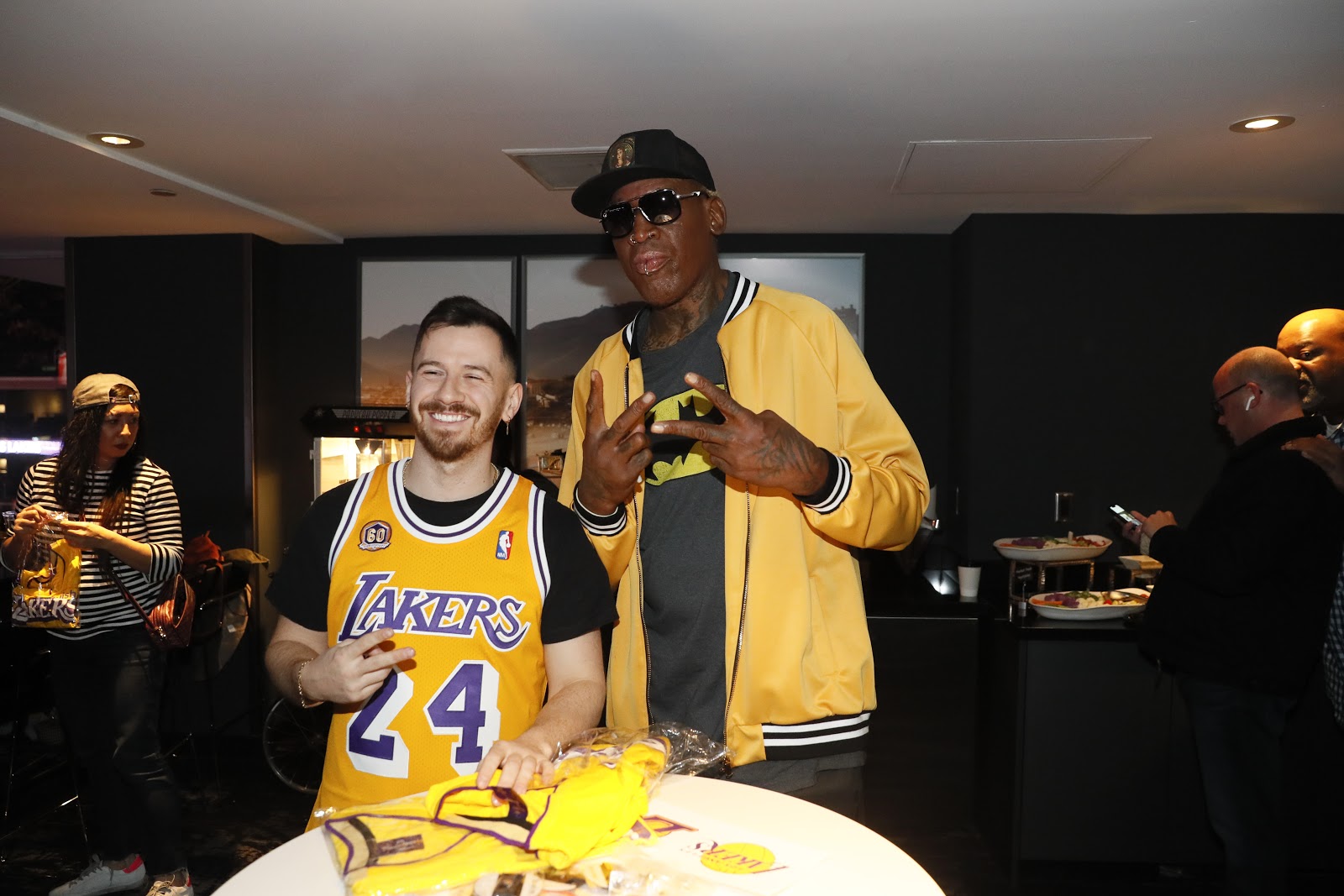 Lakers, suite night, evening